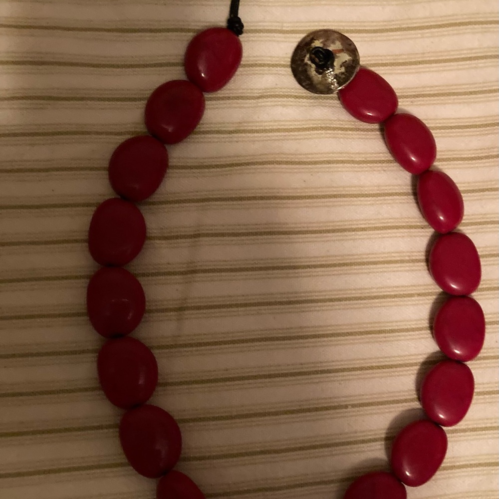 Red bead necklace